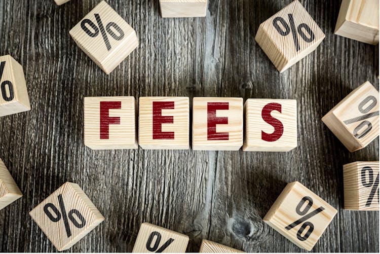 Whats a Franchise Fee? Understanding Franchise Costs & Investments